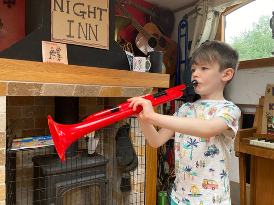 Musical Mum Kelly and Dad Hugh review pBugle