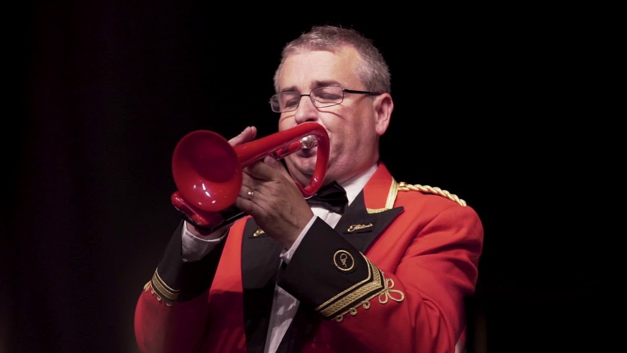 Load video: Scotland-based Brass Teacher Grant Golding Reviews The pBugle.
